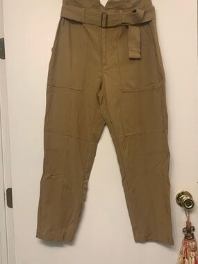 Banana Republic women's Tan Utility Cargo Pants with Belt
